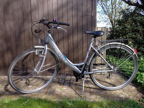verschillende damesfietsen te koop, Fietsen en Brommers, Fietsen | Dames | Damesfietsen, Gebruikt, Versnellingen, Ophalen