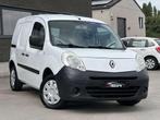 Renault Kangoo 1.5 dCi • UTILITAIRE • ATTACHE REMORQUE, Stof, Gebruikt, 4 cilinders, Renault