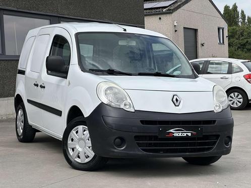 Renault Kangoo 1.5 dCi • UTILITAIRE • ATTACHE REMORQUE, Auto's, Bestelwagens en Lichte vracht, Bedrijf, Te koop, ABS, Airbags