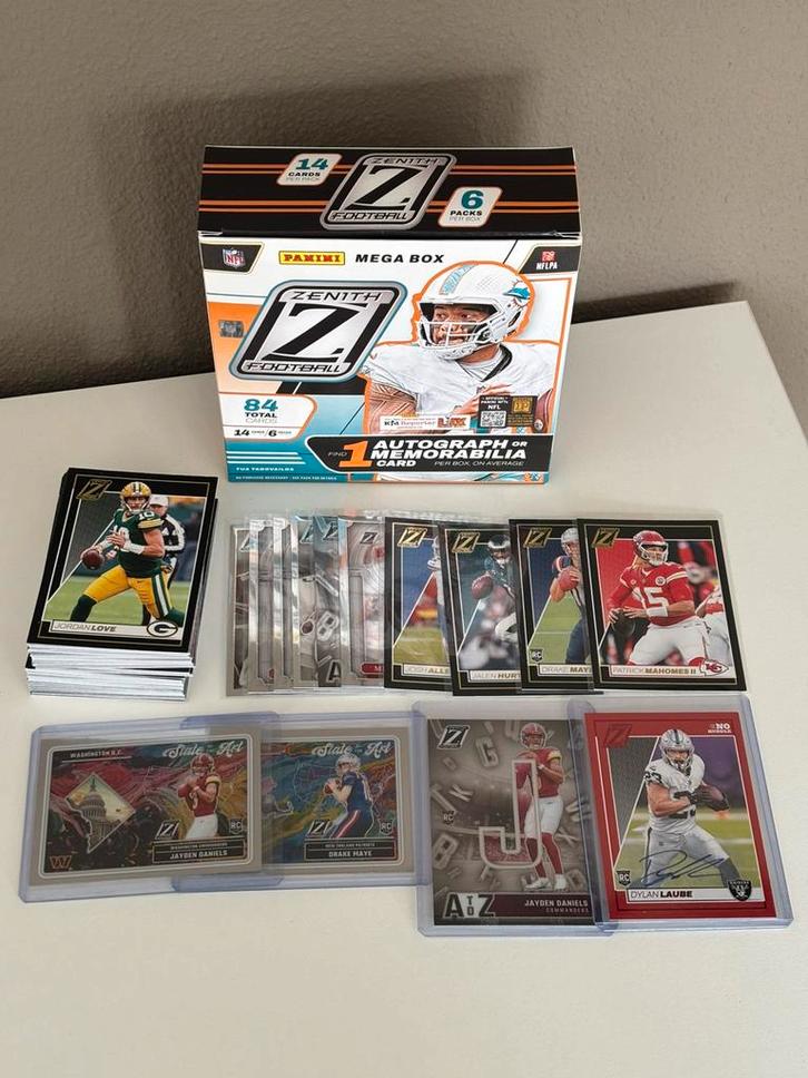 Panini Zenith Football 2024 Mega Box 84 kaarten, Hobby en Vrije tijd, Stickers en Plaatjes, Nieuw, Meerdere plaatjes, Ophalen of Verzenden