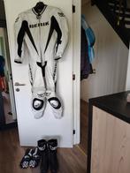 Motoruitrusting berik, Motoren, Ophalen, Handschoenen