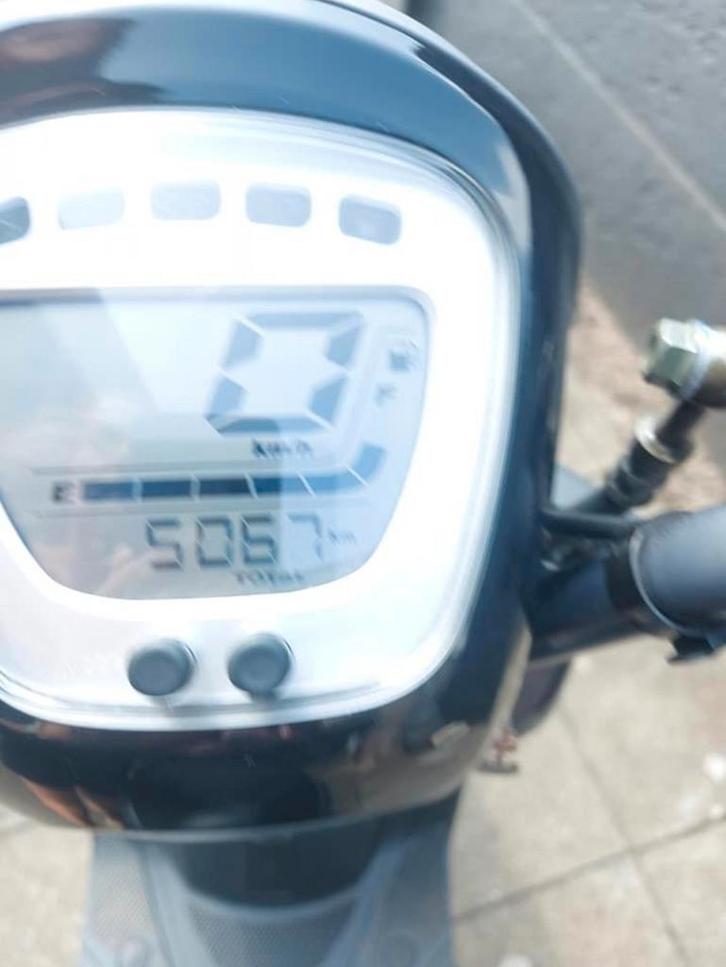 Sym mio klasse a, Fietsen en Brommers, Scooters | SYM, Zo goed als nieuw, Mio, Klasse A (25 km/u), Benzine, Ophalen