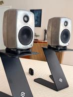 Genelec 8010 Raw + supports K&M, TV, Hi-fi & Vidéo, Appareils professionnels, Enlèvement, Comme neuf, Audio