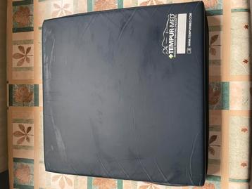 Tempur med rolstoelkussen beschikbaar voor biedingen