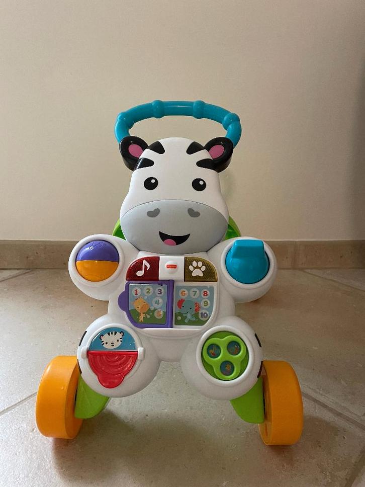 Trotteur bébé (Fisher-Price), Enfants & Bébés, Jouets | Jouets de bébé, Comme neuf, Baby Gym, Avec lumière, Sonore, À roulettes