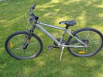 Rockrider 24 inch kinderfiets beschikbaar voor biedingen