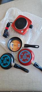 Kampeervuur
500W
220V, Caravanes & Camping, Accessoires de camping, Enlèvement ou Envoi