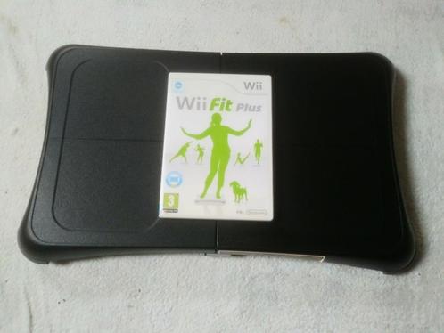 Planche d'équilibre Wii Fit avec jeu Wii Fit Plus, Nintendo, Consoles de jeu & Jeux vidéo, Jeux | Nintendo Wii, Comme neuf, Sport