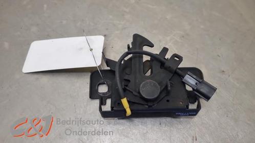 Slotmechaniek Motorkap van een Renault Trafic, Auto-onderdelen, Carrosserie, Renault, Gebruikt, 3 maanden garantie, Ophalen of Verzenden