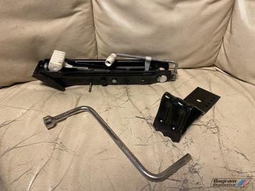 Bmw E65 E66 krik set 7-serie krikset moersleutel 7-serie  beschikbaar voor biedingen