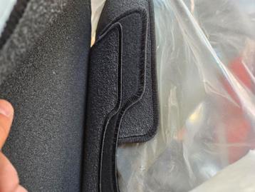 splinternieuwe matten voor ford focus nog in de plastic! beschikbaar voor biedingen