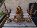 Schouwgarnituur  klok kandelaars, Antiek en Kunst, Antiek | Klokken, Ophalen