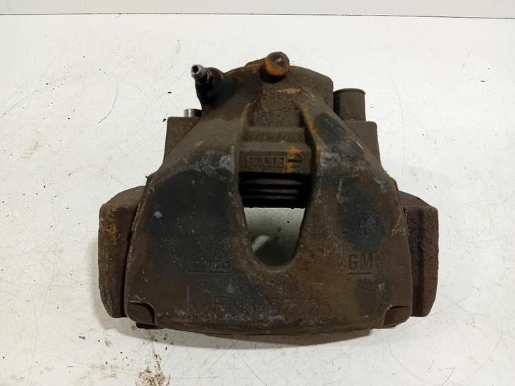 REMKLAUW RECHTS VOOR Opel Zafira (M75) (01-2005/04-2015), Auto-onderdelen, Remmen en Aandrijving, Opel, Gebruikt
