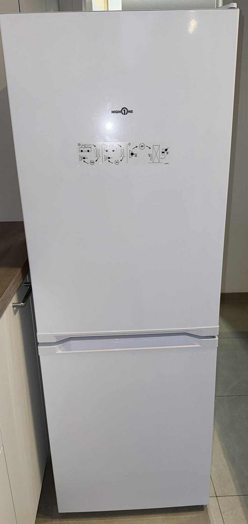 Koelkast/diepvries, Elektronische apparatuur, Koelkasten en IJskasten, Ophalen