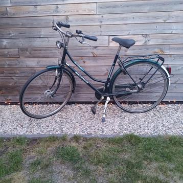 Vrouwenfiets (batavus) beschikbaar voor biedingen