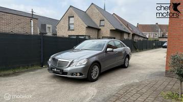 Mercedes E-klasse 350 Benzine V6 Top staat Automaat beschikbaar voor biedingen