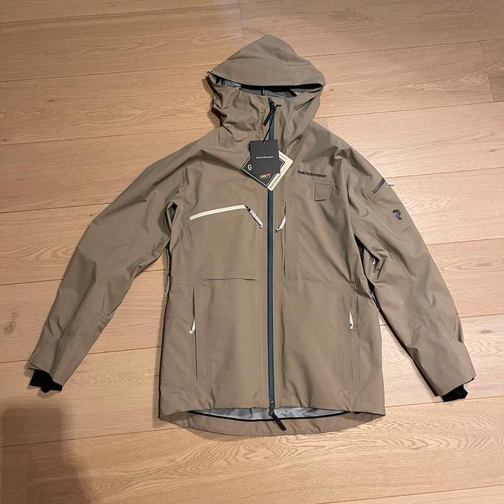 Peak performance alpine gore tex jas M, Kleding | Heren, Jassen | Zomer, Nieuw, Maat 48/50 (M), Beige, Ophalen of Verzenden
