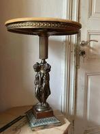 Table basse figure statue bronze, Antiquités & Art, Antiquités | Porcelaine, Enlèvement ou Envoi