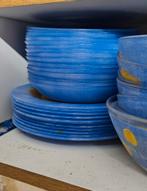 Service 100pieces  arcopal, Maison & Meubles, Cuisine | Vaisselle, Comme neuf