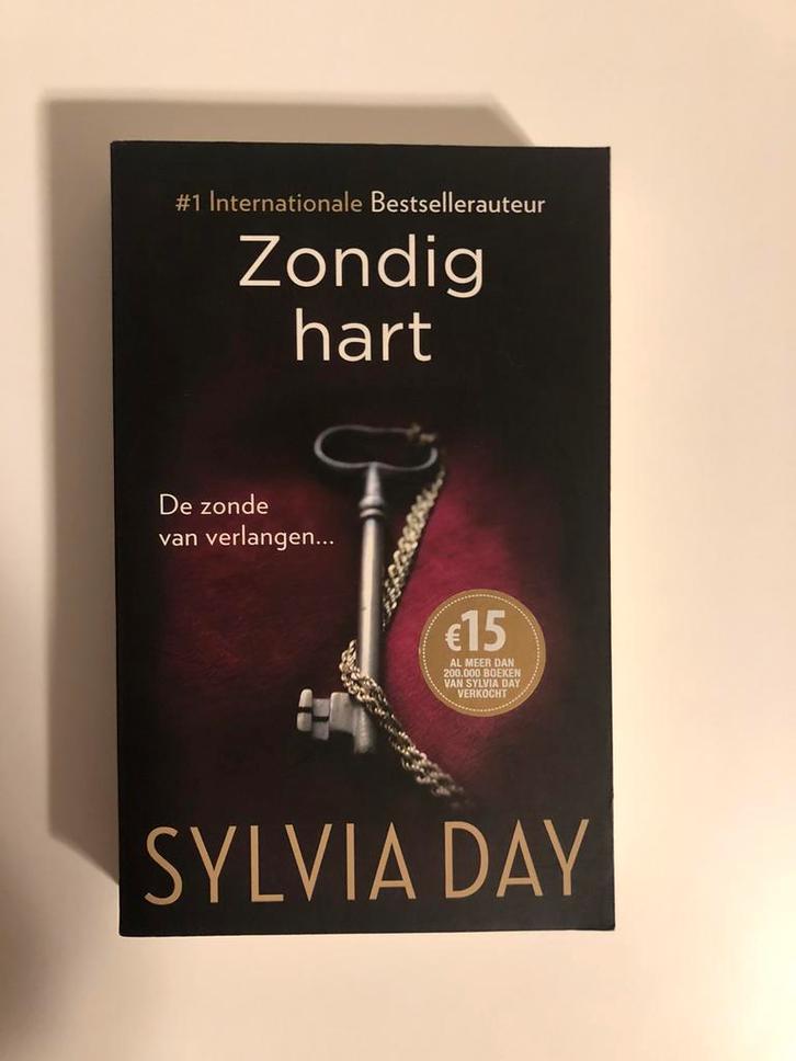 Sylvia Day - Zondig hart, Livres, Littérature, Utilisé, Enlèvement ou Envoi