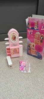 Barbie 2 in 1 Porseleinen kast en open haard die licht geeft, Ophalen, Gebruikt