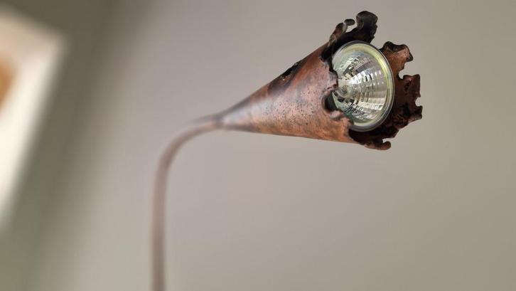 Uniek handgemaakte bronzen verlichting, exclusief designstuk, Antiek en Kunst, Antiek | Brons en Koper, Brons, Ophalen