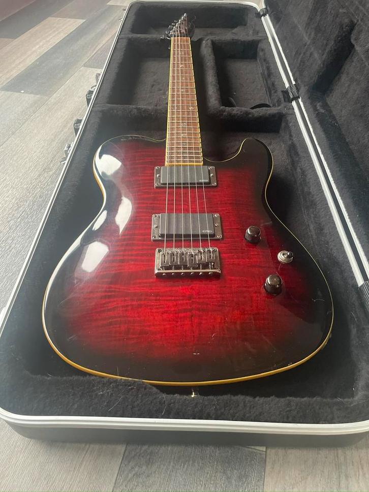 Guitar fender telecaster custom FMT HH red, Muziek en Instrumenten, Snaarinstrumenten | Gitaren | Elektrisch, Zo goed als nieuw