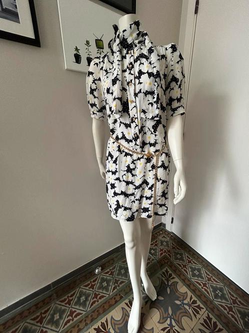 Weill zijden korte jurk met bloemenpatroon FR40, Kleding | Dames, Jurken, Zo goed als nieuw, Maat 38/40 (M), Overige kleuren, Boven de knie