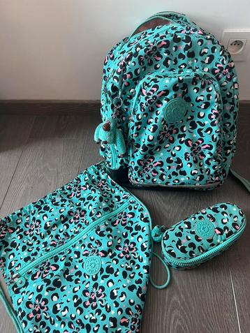 Kipling rugzak, pennenzak en turnzak beschikbaar voor biedingen