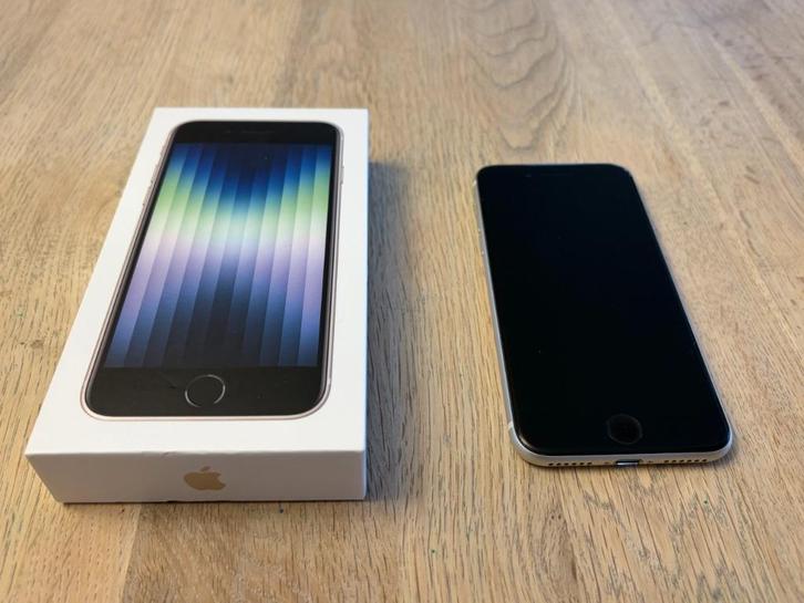 iPhone SE (2022) 64 GB, Telecommunicatie, Mobiele telefoons | Apple iPhone, Gebruikt, 64 GB, Zonder abonnement, Zonder simlock