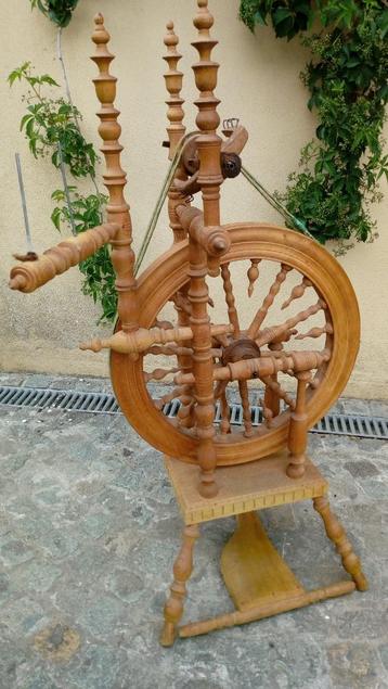 Spinnewiel beschikbaar voor biedingen