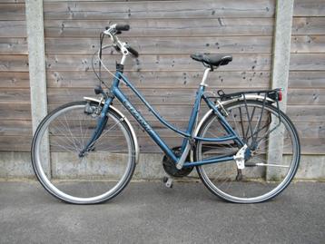 Lot van 5 Fietsen Herenfiets - Damesfiets KOOPJE  beschikbaar voor biedingen