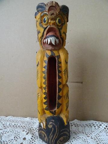 Mythologisch houten beeld spleettrommel 27cm Batak Sumatra ? beschikbaar voor biedingen