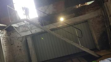 entrepôt à louer beschikbaar voor biedingen