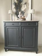 Landelijke kast met mooi houten blad 116/52/105H, Huis en Inrichting, Ophalen, Gebruikt