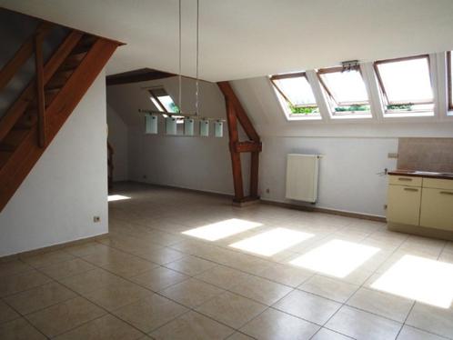 Appartement endroit calme a Havré, Immo, Appartementen en Studio's te huur, Provincie Henegouwen, 50 m² of meer