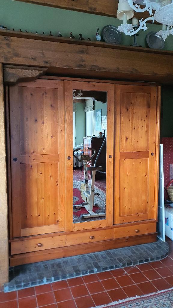 Armoire massive en pin de campagne — avec miroir, Maison & Meubles, Armoires | Penderies & Garde-robes, Comme neuf, 150 à 200 cm