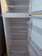 Réfrigérateur combiné 240L Beko + 5 ans de garantie  3-2023, Met aparte vriezer, 200 liter of meer, 140 tot 160 cm, Ophalen of Verzenden