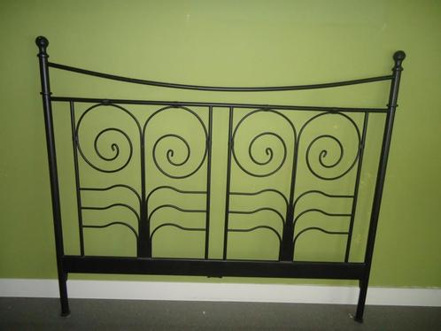 bed + matras + 2 lattenbodems, Huis en Inrichting, Slaapkamer | Bedden, Zwart, Ophalen