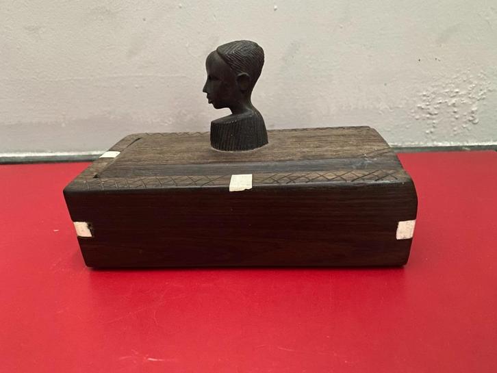 Bewaarkistje - Hout - Afrikaans / Kenia, Antiek en Kunst, Kunst | Niet-Westerse kunst, Ophalen of Verzenden