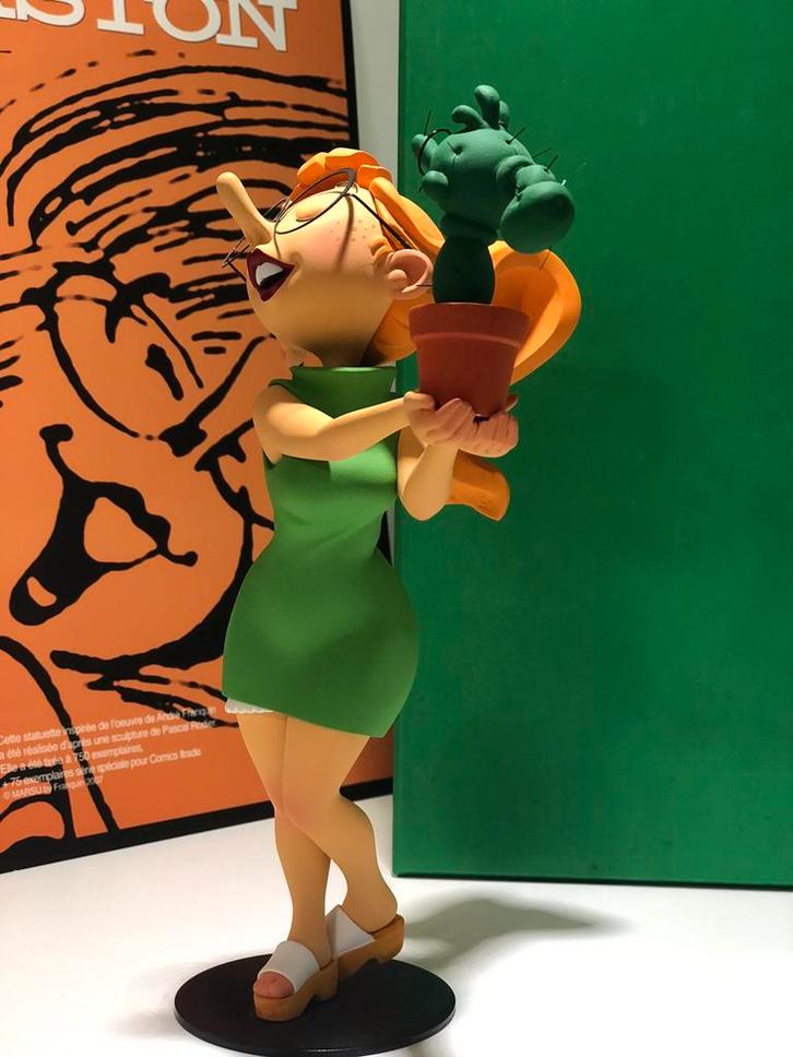 Mademoiselle jeanne avec cactus version spéciale franquin, Verzamelen, Stripfiguren, Nieuw, Beeldje of Figuurtje, Guust of Robbedoes