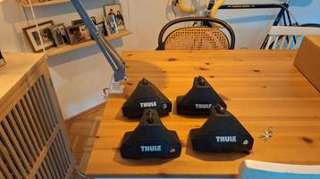 Pince Thule Evo 7105 — Ensemble de 4, Enlèvement ou Envoi, Comme neuf