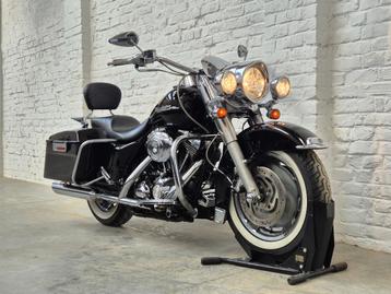 Harley Davidson Road King FLHRS #motomobilia