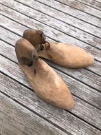 Oude houten schoen mallen 2 paar, Antiek en Kunst, Ophalen