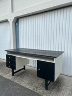 Vintage bureau, Huis en Inrichting, Bureaus, Ophalen, Gebruikt, Bureau