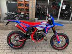 Beta RR50 SuperMotard Track, Fietsen en Brommers, Brommers | Overige merken, Ophalen, 6 versnellingen, Beta rr50, Nieuw