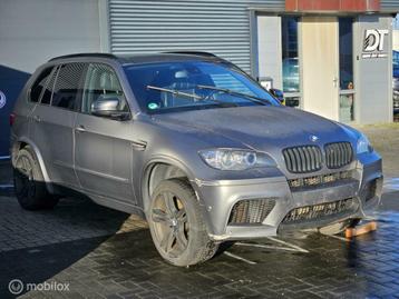 BMW X5 4.4i M Demontage auto X5M S63B44 Bi turbo