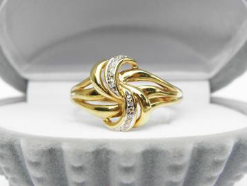 Gouden ring met diamanten beschikbaar voor biedingen