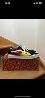 Vans old skool flamme taille 42,5, Kleding | Heren, Schoenen, Zwart, Ophalen of Verzenden, Zo goed als nieuw, Sneakers
