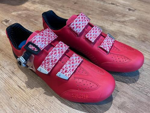 NIEUWE design Fizik koersschoenen maat 46, carbon zolen., Fietsen en Brommers, Fietsaccessoires | Fietskleding, Nieuw, Heren, Schoenen